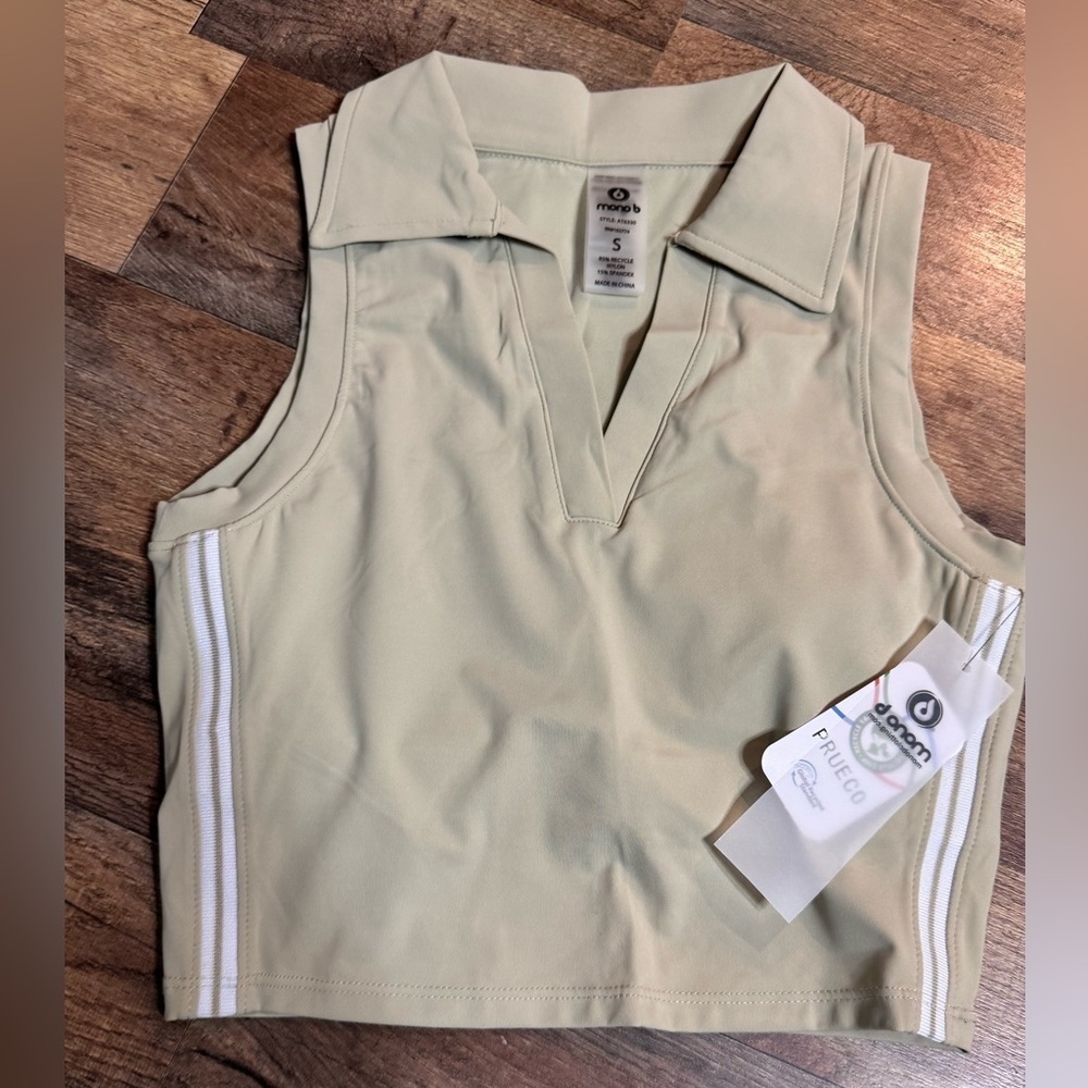 Mono B Sage Green Collared Athletic Crop Tank Top Built-In Shelf Bra Small - Picture 3 of 12